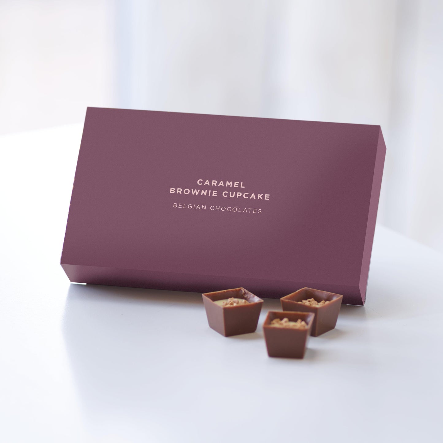 Opulent Winter Trending Gift Box, Chocolates & Card