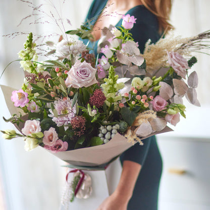 Majestic Winter Trending Bouquet